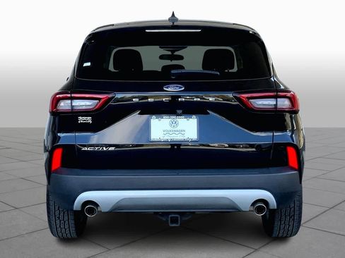 Used 2023 Ford Escape Active image 8