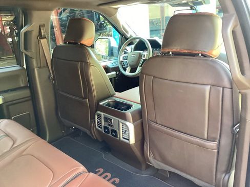 Used 2019 Ford F150 King Ranch w/ Equipment Group 601A Luxury AWD/4WD image 42