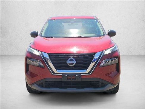 Used 2023 Nissan Rogue S FWD image 2