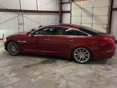 Used 2011 Jaguar XJ RWD image 3