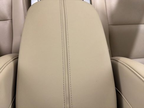 Certified 2020 Acura TLX w/ Technology Package image 41