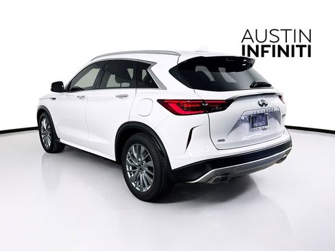 Certified 2025 INFINITI QX50 Luxe image 6