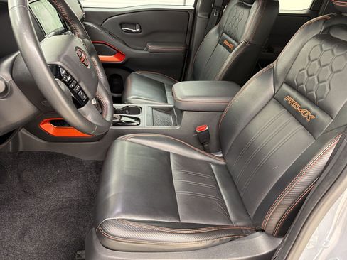 Used 2023 Nissan Frontier PRO-4X w/ Pro-4X Premium Package AWD/4WD image 5