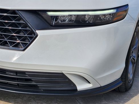 Certified 2024 Honda Accord EX image 9