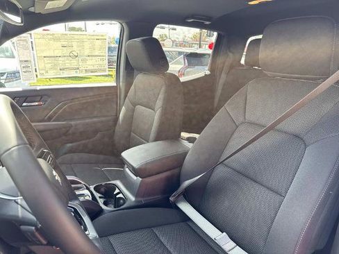 New 2026 Chevrolet Colorado LT image 10