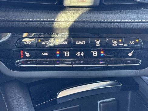 Used 2023 Buick Envision Essence image 21