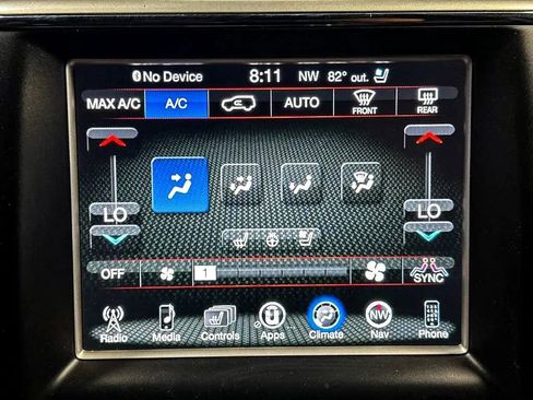 Used 2015 Jeep Grand Cherokee SRT AWD/4WD image 37