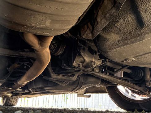 Used 1999 BMW 323i Convertible image 51