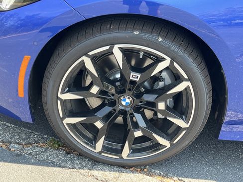 New 2025 BMW 330i Sedan w/ M Sport Package image 29