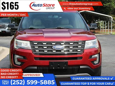 Used 2017 Ford Explorer XLT w/ Equipment Group 202A FWD image 3