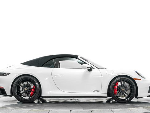 Used 2023 Porsche 911 Carrera GTS RWD image 18