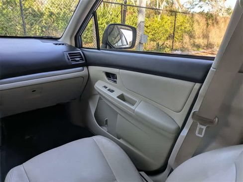 Used 2014 Subaru Crosstrek 2.0i Limited w/ Popular Package #2 image 18