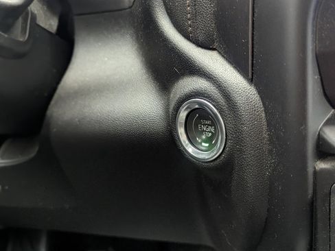 Used 2020 GMC Sierra 1500 AT4 w/ AT4 Premium Package image 37