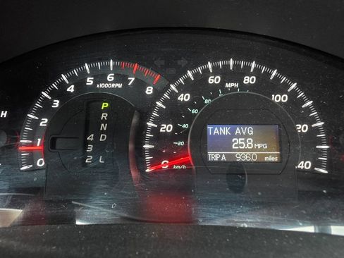 Used 2009 Toyota Camry XLE FWD image 12