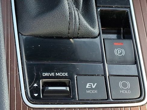 Used 2024 Toyota Sienna XLE image 26