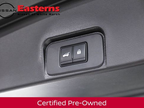 Used 2023 Nissan Rogue SL w/ SL Premium Package image 30