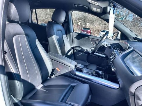 Used 2023 Mercedes-Benz GLA 250 4MATIC image 26