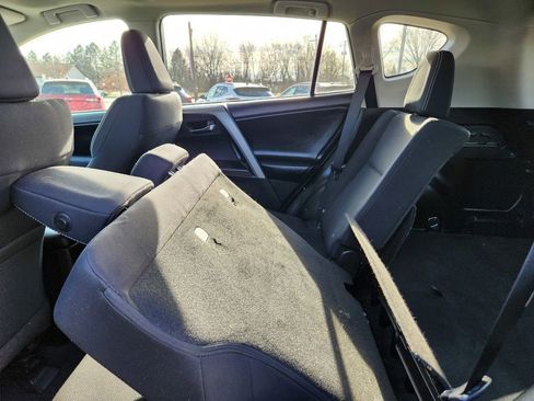 Used 2018 Toyota RAV4 XLE image 38