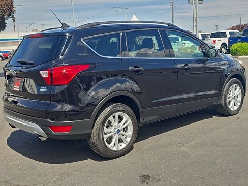 Used 2019 Ford Escape SEL AWD/4WD image 3