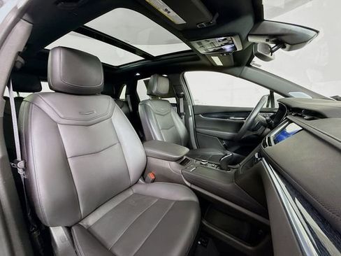 Used 2024 Cadillac XT5 Premium Luxury image 32