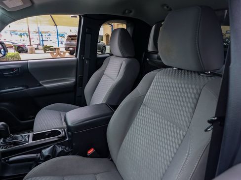 Used 2022 Toyota Tacoma SR image 20