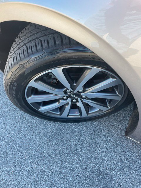 Used 2019 Lincoln Continental Premiere FWD image 17