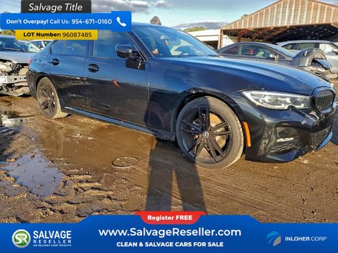 Used 2020 BMW 330i Sedan w/ M Sport Package image 4