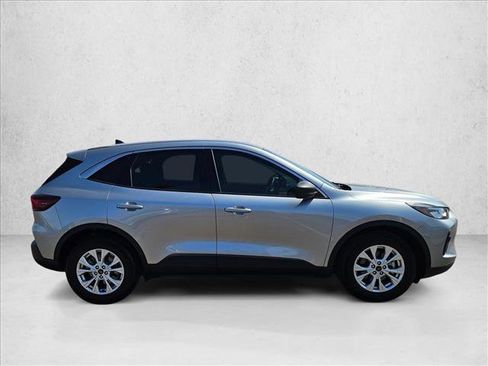 Certified 2023 Ford Escape Active FWD image 4