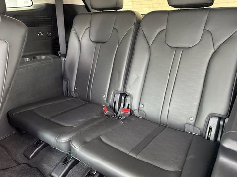 Certified 2025 Kia Sorento SX AWD/4WD image 16
