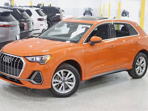 Used 2021 Audi Q3 2.0T Premium w/ Convenience Package image 7