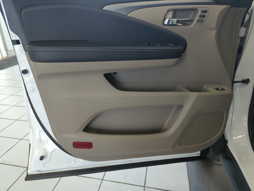 Used 2023 Honda Ridgeline RTL image 11