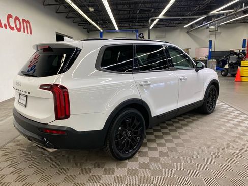 Used 2022 Kia Telluride SX w/ Nightfall Edition Package AWD/4WD image 10