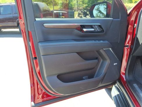 Certified 2026 Chevrolet Suburban High Country w/ Sun And Tow Package image 23