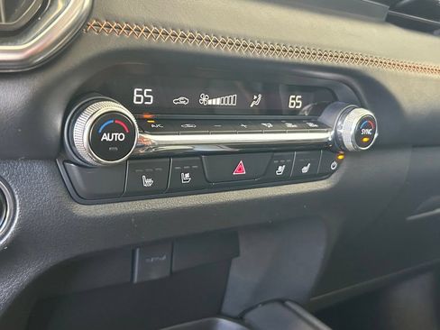 Used 2025 MAZDA CX-50 AWD 2.5 S w/ Premium Plus Pkg image 38