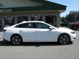 Used 2022 Chevrolet Malibu LT image 3