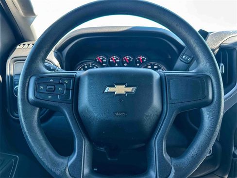 Used 2022 Chevrolet Silverado 1500 Custom image 25