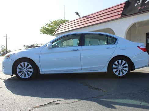 Used 2014 Honda Accord EX image 12