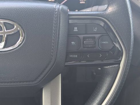 Used 2023 Toyota Tundra SR5 w/ SR5 Convenience Package AWD/4WD image 22