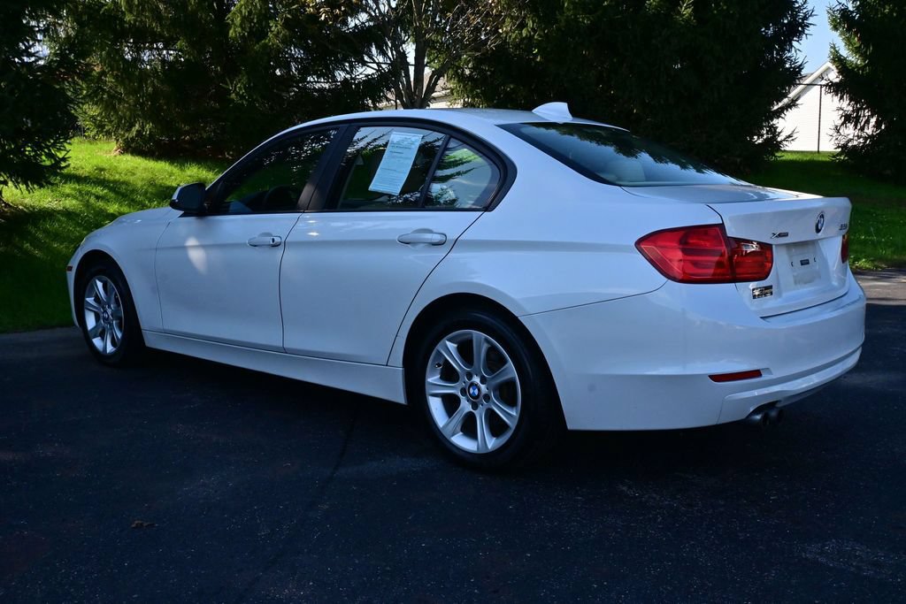 Used 2013 BMW 328i xDrive Sedan AWD/4WD image 4