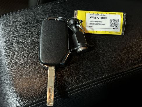 Used 2023 Kia Sportage LX AWD/4WD image 36