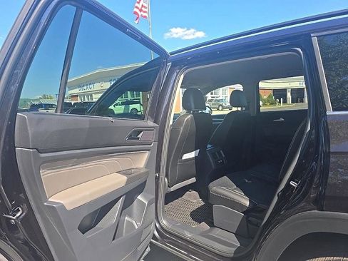 Used 2022 Volkswagen Atlas SE image 22