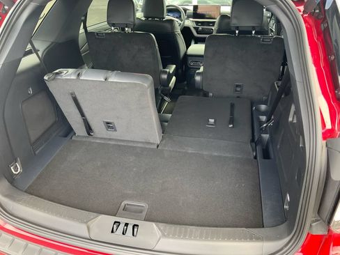 Used 2026 Ford Explorer ST-Line w/ ST-Line Street Pack RWD image 30