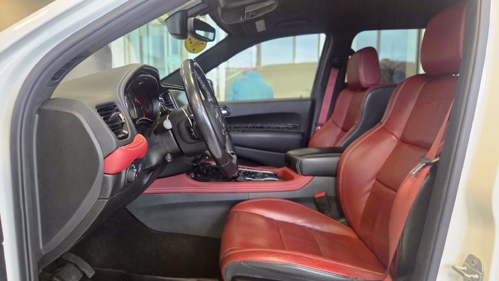 Used 2022 Dodge Durango SRT w/ Premium Interior Group AWD/4WD image 8