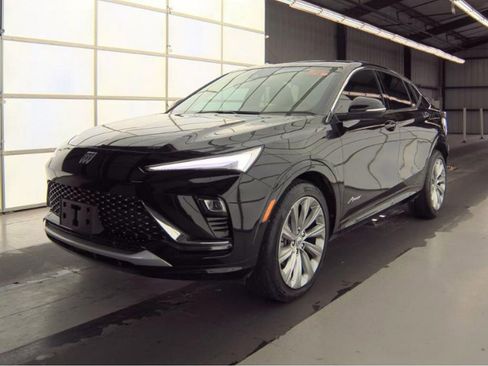 Used 2024 Buick Envista Avenir FWD image 2