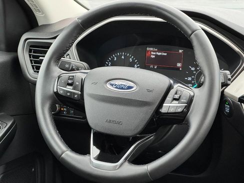 Used 2021 Ford Escape SE w/ Convenience Package image 12