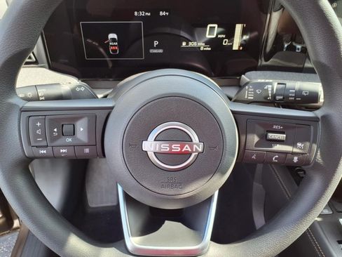 New 2025 Nissan Kicks SV w/ SV Premium Package image 15