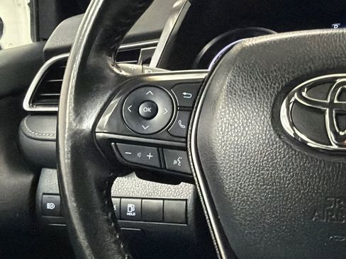 Used 2024 Toyota Camry SE image 20