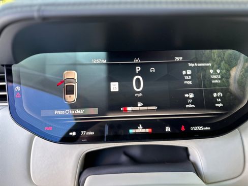 Used 2024 Land Rover Range Rover Autobiography image 32