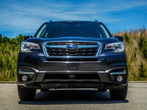 Used 2017 Subaru Forester 2.5i Limited AWD/4WD image 7