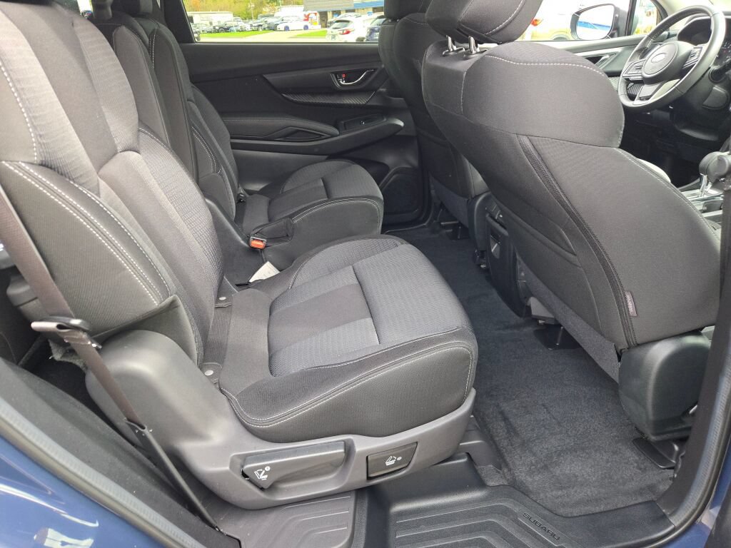 Certified 2025 Subaru Ascent Premium AWD/4WD image 8